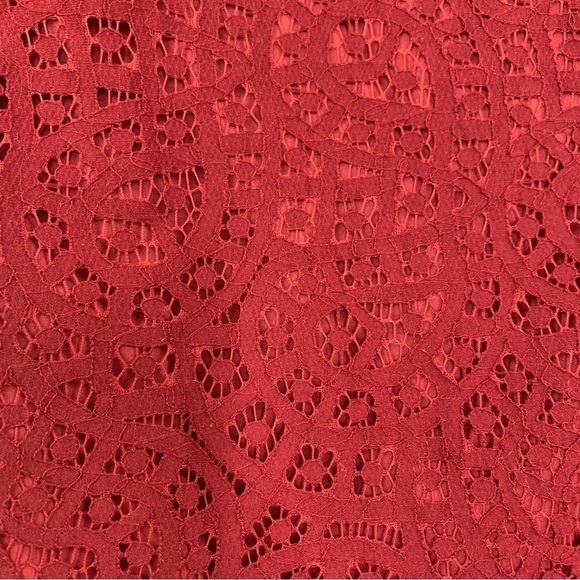 Ann Taylor Lace Overlay Sheath Dress Short Sleeve, Mini - Deep Red, Size 8 - Picture 2 of 8